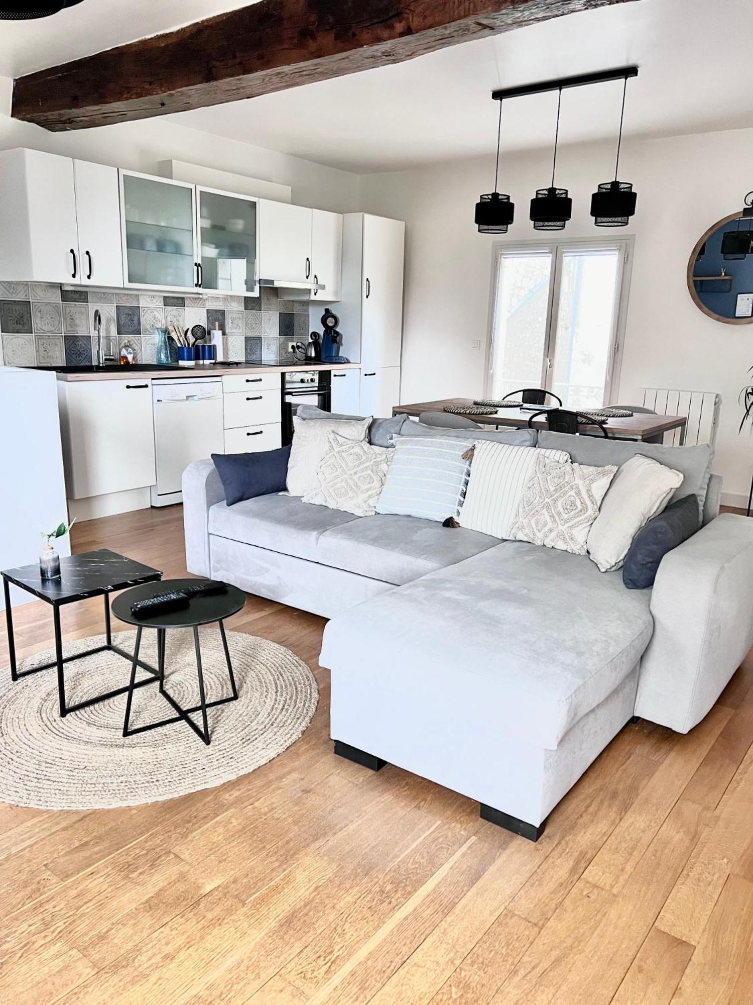 Le Rabelais, Superbe En Duplex, Proche Forteresse Et Monument Historique Apartment