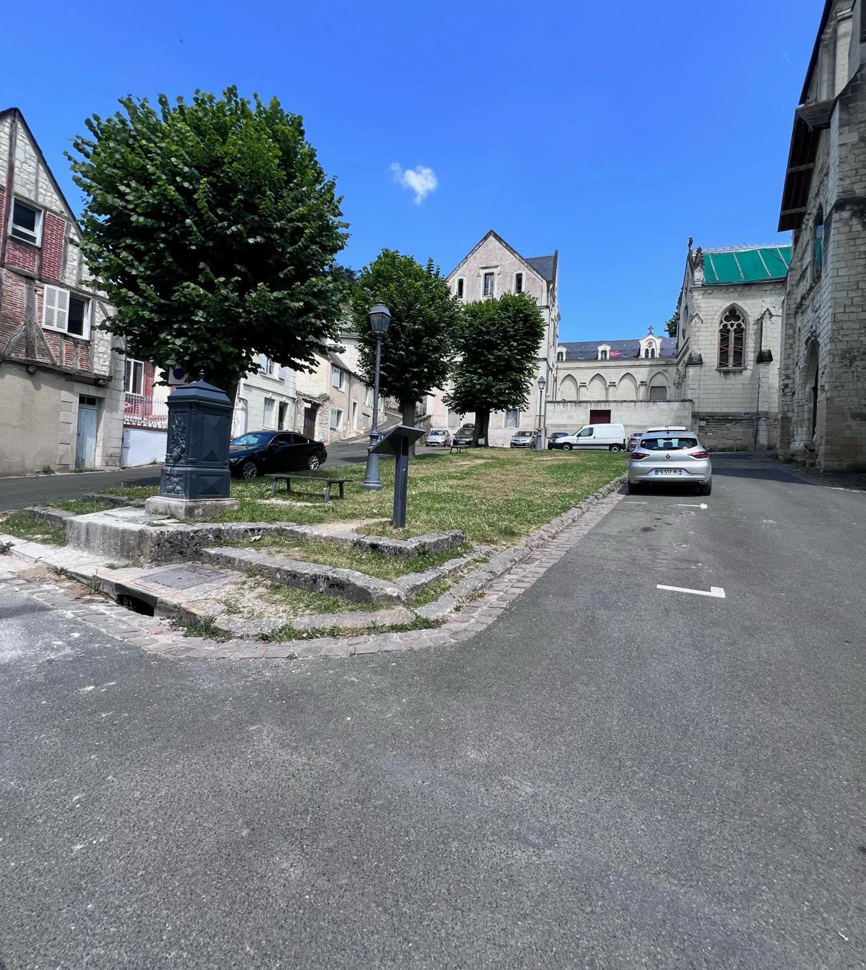 Apartment Le Rabelais, Superbe En Duplex, Proche Forteresse Et Monument Historique Chinon